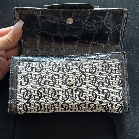Guess Wallet - Classic G Logo - Picture 2 of 6